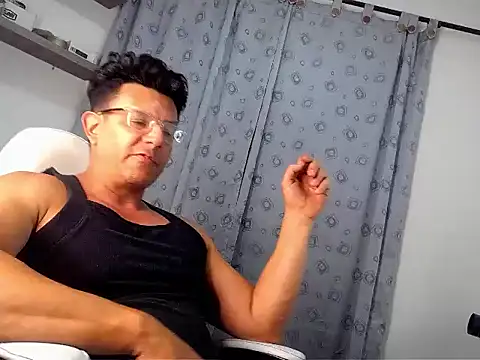 Snapshot of pedropicapi chatting on November 22, 2025, 11:25 pm pedropicapi online show from November 22, 2025, 11:25 pm