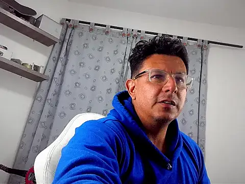 Snapshot of pedropicapi chatting on October 23, 2025, 2:21 am pedropicapi online show from October 23, 2025, 2:21 am