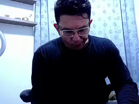 Snapshot of pedropicapi chatting on February 19, 2025, 3:50 am pedropicapi online show from February 19, 2025, 3:50 am