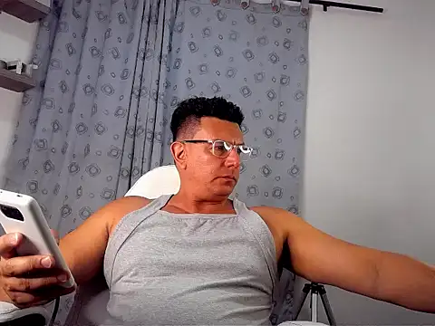 Snapshot of pedropicapi chatting on September 10, 2025, 11:48 pm pedropicapi online show from September 10, 2025, 11:48 pm