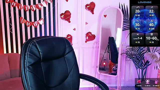 Snapshot of Noah_ElmerX chatting on February 13, 2026, 10:10 pm Noah ElmerX online show from February 13, 2026, 10:10 pm