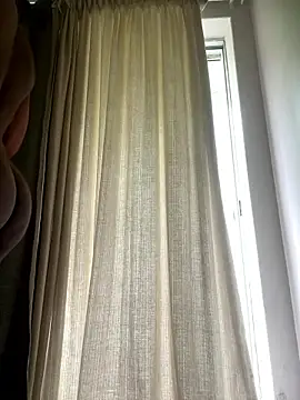 YesTheSexiest online show from January 6, 2026, 11:14 am