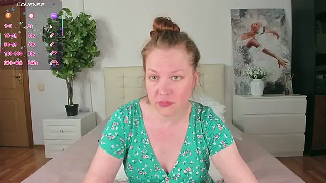 Snapshot of CutieGinger chatting on May 16, 2026, 1:26 am CutieGinger online show from May 16, 2026, 1:26 am