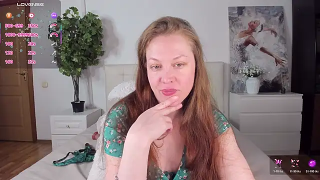 Snapshot of CutieGinger chatting on June 1, 2026, 2:01 am CutieGinger online show from June 1, 2026, 2:01 am
