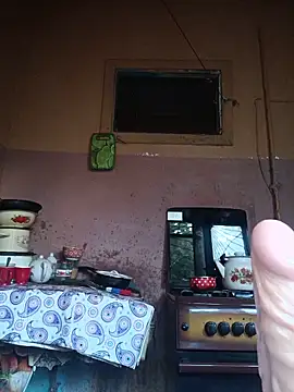 Snapshot of Lovely_Lori chatting on June 20, 2026, 4:28 am Lovely Lori online show from June 20, 2026, 4:28 am