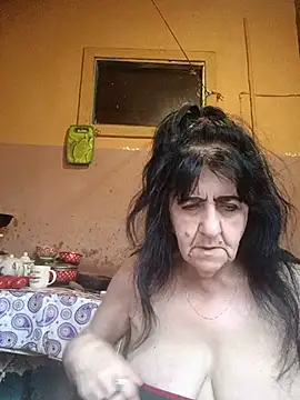 Snapshot of Lovely_Lori chatting on July 8, 2026, 4:35 am Lovely Lori online show from July 8, 2026, 4:35 am