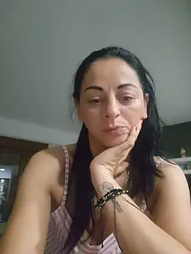 Snapshot of bruneta_sexy23 chatting on June 5, 2026, 3:44 am bruneta sexy23 online show from June 5, 2026, 3:44 am