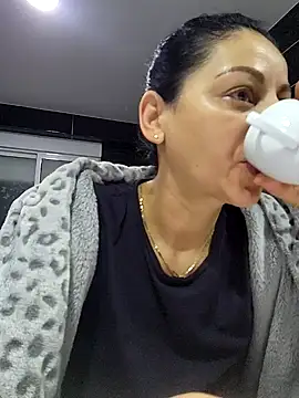 bruneta sexy23 online show from March 3, 2025, 3:38 am