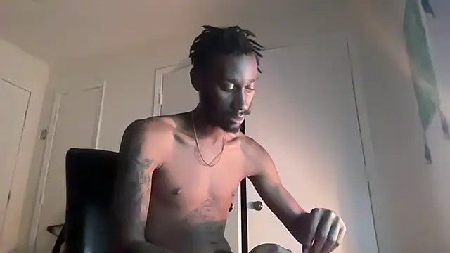 ITSONLYKENNY online show from September 25, 2025, 1:00 am