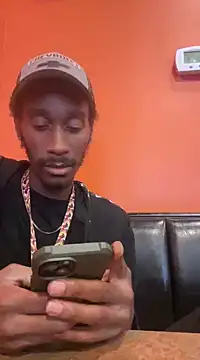 ITSONLYKENNY online show from February 15, 2025, 8:12 pm