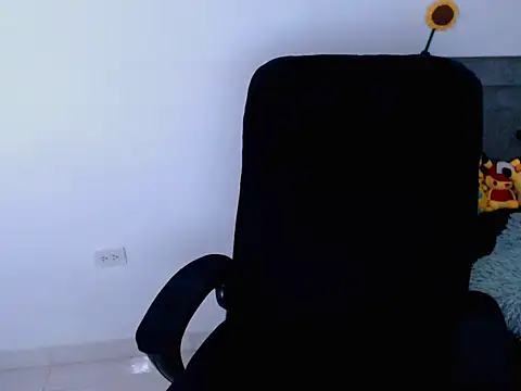 Snapshot of diana__34 chatting on February 13, 2026, 11:49 pm diana 34 online show from February 13, 2026, 11:49 pm