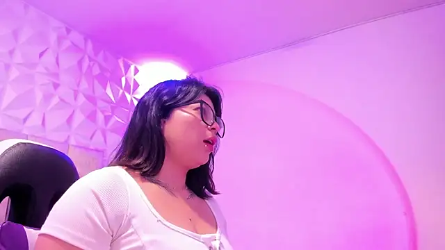 PauletteJ online show from January 6, 2026, 11:47 am