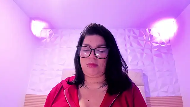 PauletteJ online show from April 30, 2026, 11:50 am