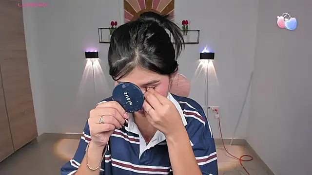 emily villamil online show from April 23, 2026, 9:38 pm