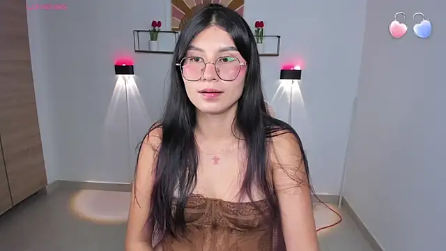 Snapshot of emily_villamil chatting on March 20, 2026, 9:27 pm emily villamil online show from March 20, 2026, 9:27 pm