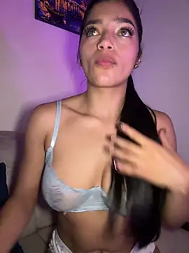 AgathaGeorgiou online show from July 3, 2026, 10:05 pm