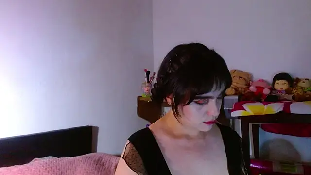 Snapshot of collette_beaufoy_ chatting on June 25, 2026, 4:10 am collette beaufoy online show from June 25, 2026, 4:10 am
