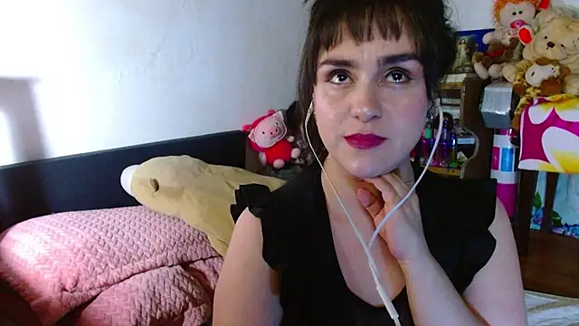 collette beaufoy  online show from May 4, 2026, 5:44 am