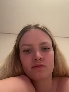 Snapshot of mariemelissah chatting on March 5, 2025, 1:50 pm mariemelissah online show from March 5, 2025, 1:50 pm