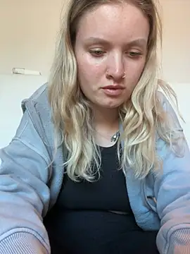 Snapshot of mariemelissah chatting on March 19, 2025, 6:01 pm mariemelissah online show from March 19, 2025, 6:01 pm