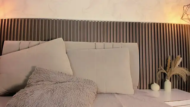 Snapshot of SHANONCLARK chatting on November 14, 2025, 7:06 pm SHANONCLARK online show from November 14, 2025, 7:06 pm