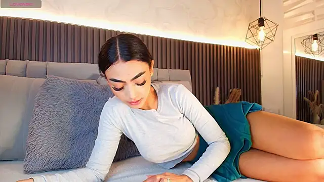 SHANONCLARK online show from January 8, 2026, 7:09 pm