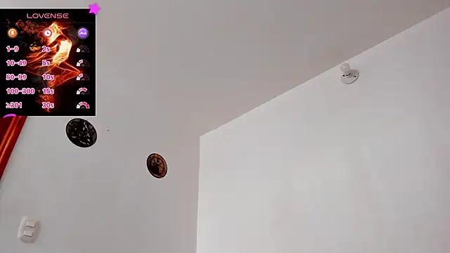 Snapshot of Aron_Baylor chatting on November 16, 2025, 9:41 pm Aron Baylor online show from November 16, 2025, 9:41 pm