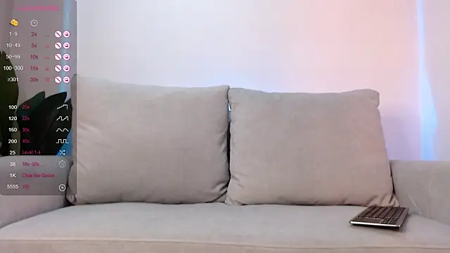 Snapshot of marthina_thompsson chatting on October 23, 2025, 12:04 pm marthina thompsson online show from October 23, 2025, 12:04 pm