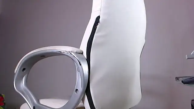 Snapshot of taylor_cruz chatting on October 16, 2025, 3:37 am taylor cruz online show from October 16, 2025, 3:37 am