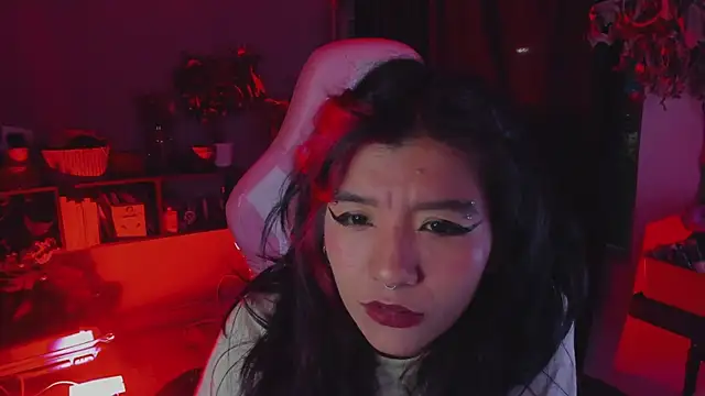 annie walker6 online show from November 25, 2025, 3:18 am