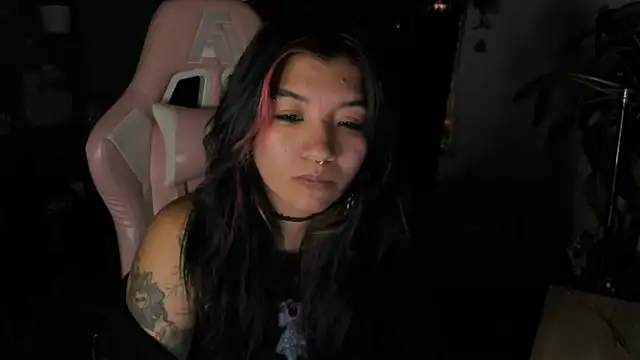 Snapshot of annie_walker6 chatting on May 3, 2026, 4:39 am annie walker6 online show from May 3, 2026, 4:39 am