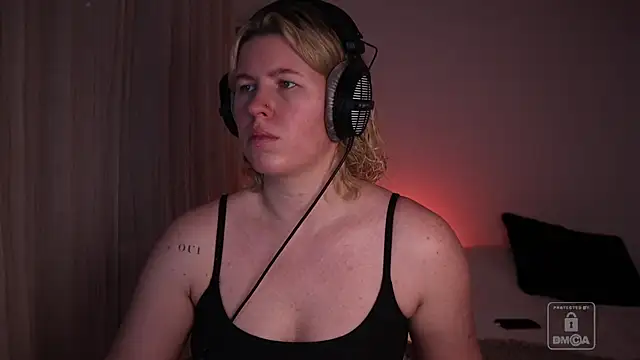 moonamii online show from January 9, 2026, 6:59 pm