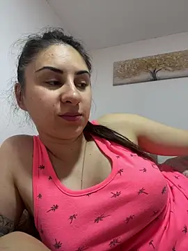 Snapshot of JenniferEdith chatting on August 7, 2026, 6:30 am JenniferEdith online show from August 7, 2026, 6:30 am
