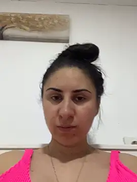 Snapshot of JenniferEdith chatting on July 7, 2026, 4:43 pm JenniferEdith online show from July 7, 2026, 4:43 pm