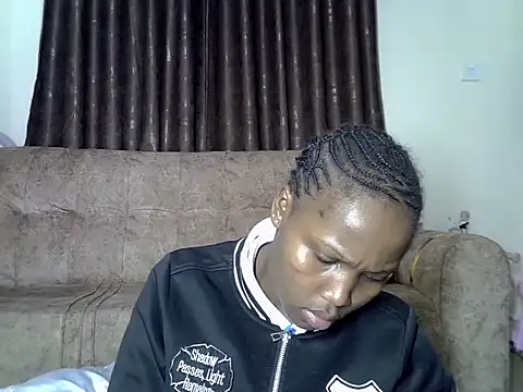 AurelAda online show from December 16, 2025, 11:53 pm