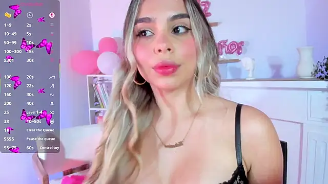 Snapshot of crisbell_lopez chatting on June 27, 2026, 12:38 am crisbell lopez online show from June 27, 2026, 12:38 am