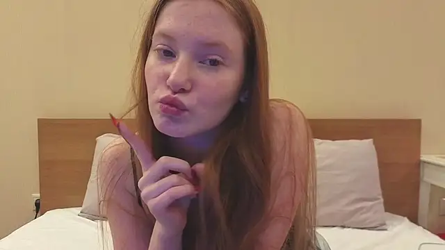 Snapshot of FiaMoor chatting on March 25, 2026, 8:19 pm FiaMoor online show from March 25, 2026, 8:19 pm