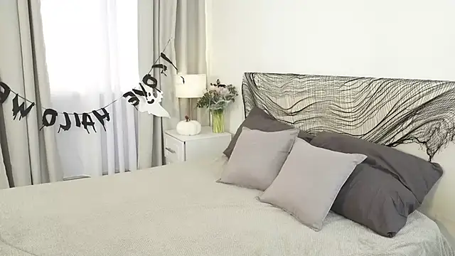 Snapshot of FiaMoor chatting on October 23, 2025, 10:36 am FiaMoor online show from October 23, 2025, 10:36 am