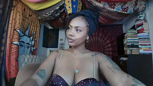 Snapshot of ElizaGrey_ chatting on May 30, 2026, 11:54 pm ElizaGrey online show from May 30, 2026, 11:54 pm