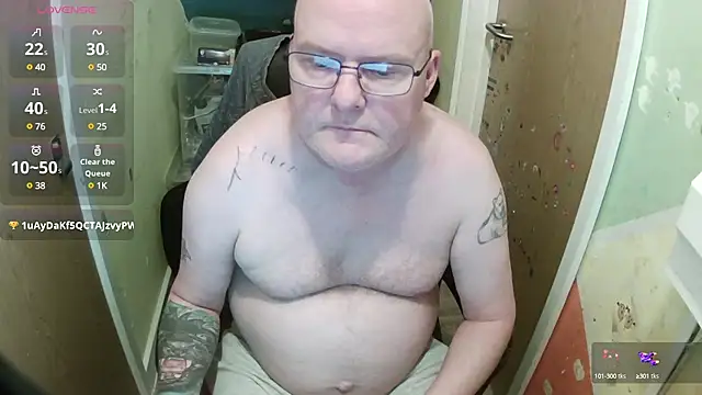 Snapshot of FriendlyDave chatting on February 19, 2025, 12:22 pm FriendlyDave online show from February 19, 2025, 12:22 pm