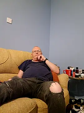 Snapshot of FriendlyDave chatting on March 19, 2025, 9:58 pm FriendlyDave online show from March 19, 2025, 9:58 pm