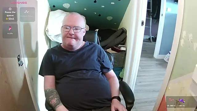 Snapshot of FriendlyDave chatting on March 15, 2025, 10:46 am FriendlyDave online show from March 15, 2025, 10:46 am