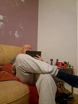 Snapshot of FriendlyDave chatting on March 11, 2025, 9:37 pm FriendlyDave online show from March 11, 2025, 9:37 pm