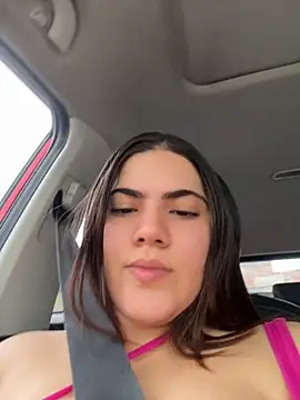 Snapshot of Valenhill@xh chatting on July 4, 2026, 4:33 pm Valenhillxh online show from July 4, 2026, 4:33 pm