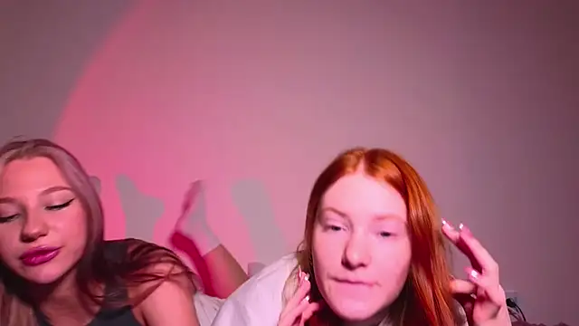 MiaKeler online show from December 13, 2024, 10:02 pm