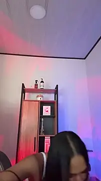 jesica  simpson online show from March 1, 2026, 1:44 pm