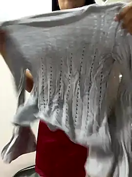 lupyta20 online show from December 16, 2025, 1:48 pm