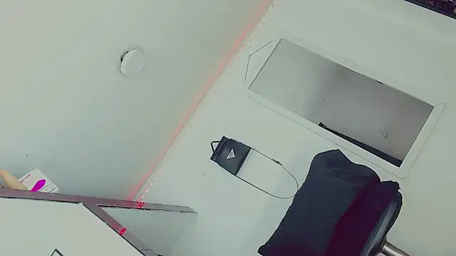 candy kendall online show from February 22, 2025, 6:17 am