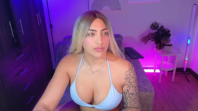 Snapshot of a_belladanger chatting on March 14, 2026, 1:11 am a belladanger online show from March 14, 2026, 1:11 am