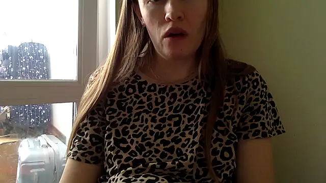 vanessa4you online show from February 22, 2025, 8:40 am